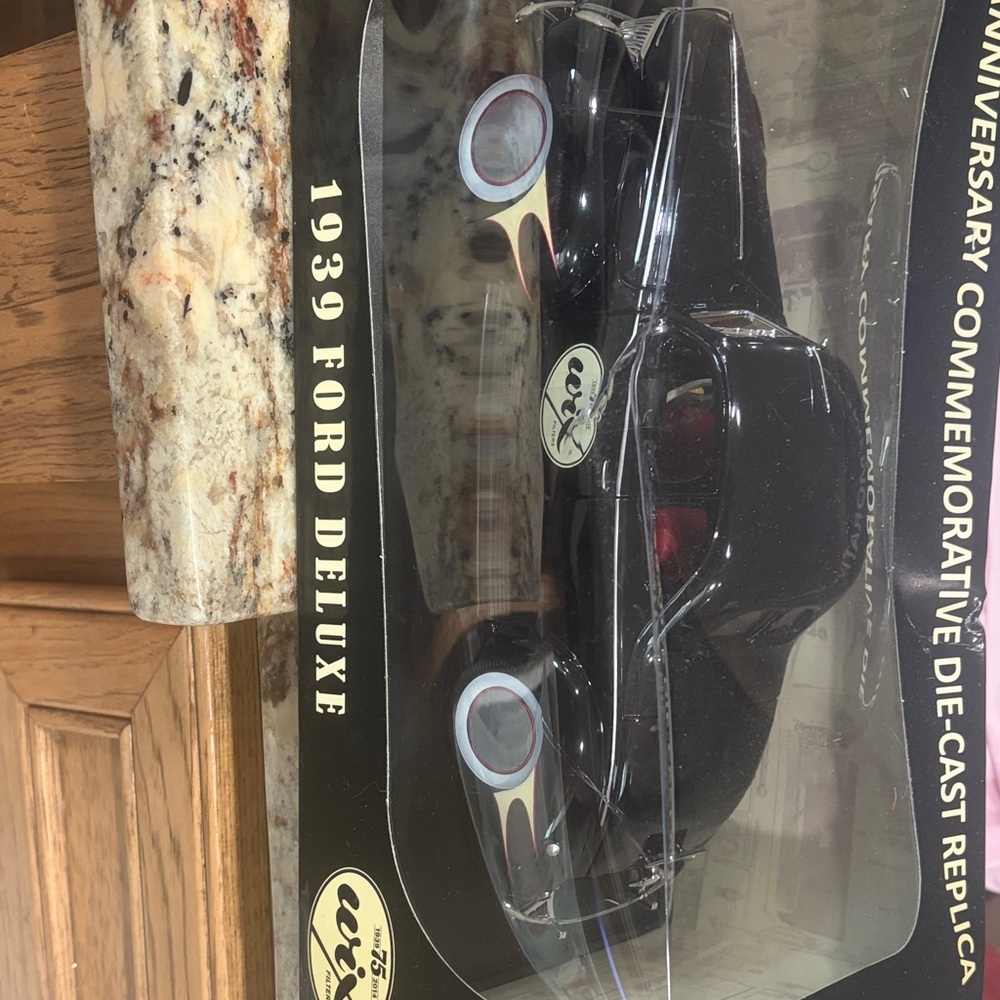 1939 Ford Deluxe Black Die-Cast Model